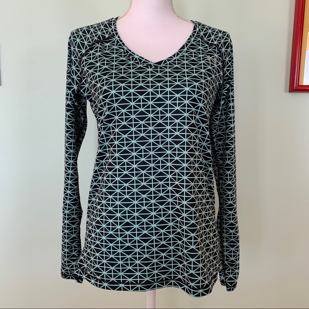 🏷️ UA Under Armour Fitted Heatgear L/S Tee Top M